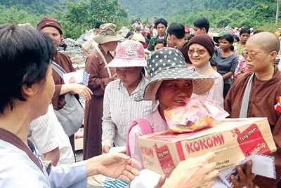 Gia đình Đại tướng Võ Nguyên Giáp kêu gọi hỗ trợ đồng bào lũ lụt Quảng Bình