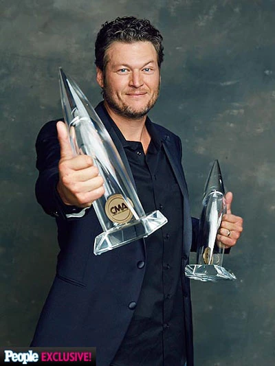 Vợ chồng Blake Shelton - Miranda Lambert thắng lớn tại giải thưởng Âm nhạc đồng quê 2013