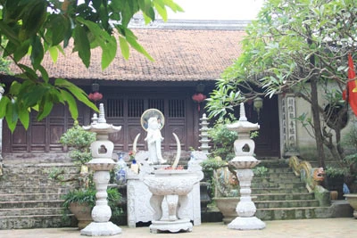 Thạch Thất, Hà Nội: Coi thường Luật Di sản văn hóa, nhà sư trụ trì rước tượng lạ về chùa