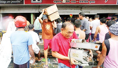 Philippines khủng hoảng sau bão Haiyan