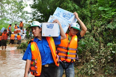 Ân Phú (Quảng Ngãi): Quay cuồng vì lũ