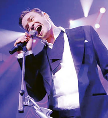 Justin Timberlake và Katy Perry biểu diễn tại lễ trao giải âm nhạc Mỹ