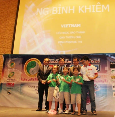 Cuộc thi Robotics quốc tế: Việt Nam vô địch