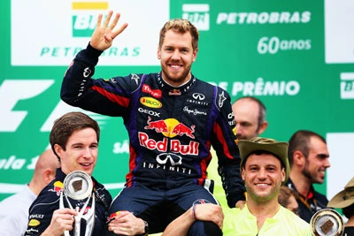 Đua xe F1 mùa giải 2013: Khi Vettel “danh lừng thiên hạ”