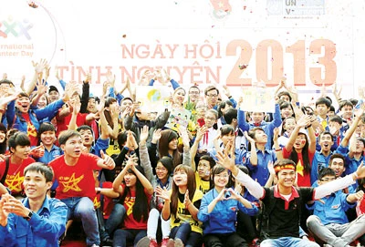 20 tổ chức, cá nhân nhận giải thưởng Tình nguyện quốc gia năm 2013