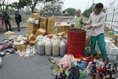 Đà Nẵng: Tiêu hủy hàng lậu, hàng giả