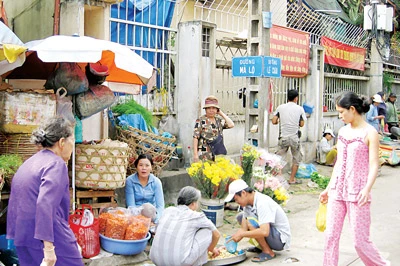 Tên đường, công trình công cộng ở TPHCM - Nhiều bất hợp lý