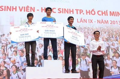 21.000 SV-HS tham gia Giải Việt dã SV-HS TPHCM lần IX – năm 2013