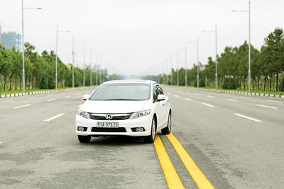 Honda Civic phiên bản mới – Thêm tiện ích, thêm niềm vui