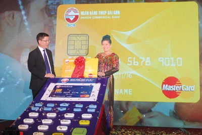 SCB chính thức phát hành thẻ tín dụng quốc tế SCB Mastercard