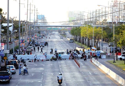 Thái Lan: Phe đối lập “đóng cửa” Bangkok sớm