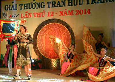 Khai mạc Giải thưởng Trần Hữu Trang 2014