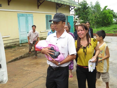 Vụ 3 trẻ sơ sinh tử vong sau tiêm vaccine tại Quảng Trị: Bắt tạm giam y tá Nguyễn Thị Thuận