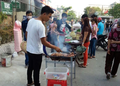 “Vô tư” với ẩm thực hè phố