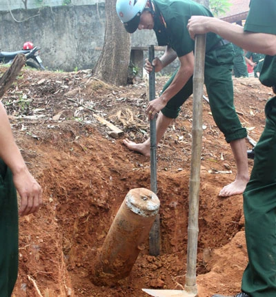 Hà Tĩnh: Phát hiện quả bom nặng 125kg