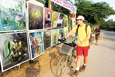 Về Huế vẽ tranh