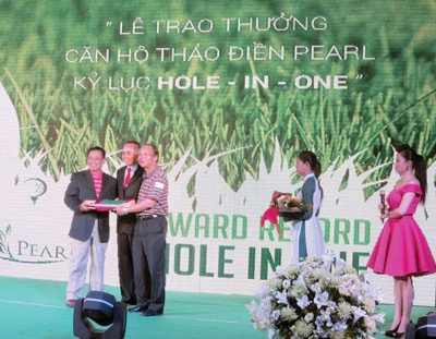 Trao căn hộ 5 tỷ VNĐ cho golfer thắng giải Golf “Hole in one”