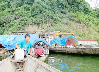 Tái định cư thủy điện Bản Vẽ (Nghệ An) - Điện phát đi, dân quay về