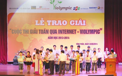 1.708 học sinh đoạt giải cuộc thi "Giải toán qua internet – ViOlympic” 2013 – 2014