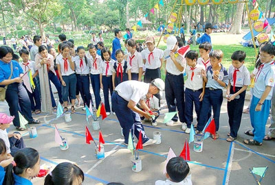 Học và chơi hè sao cho bổ ích?