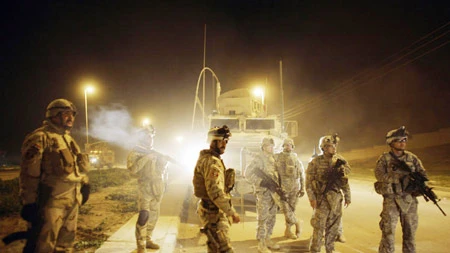 Mỹ điều 300 cố vấn đến Iraq