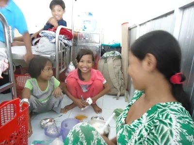 Hành trình đỏ 2014: Thăm bệnh nhi Thalassemia tại Kiên Giang