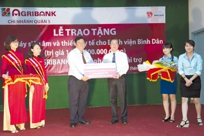 Agribank Quận 5: “Tham gia công tác an sinh xã hội với tất cả tâm huyết…”