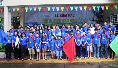 Thanh thiếu niên kiều bào tham gia trại hè tại TPHCM và Vũng Tàu