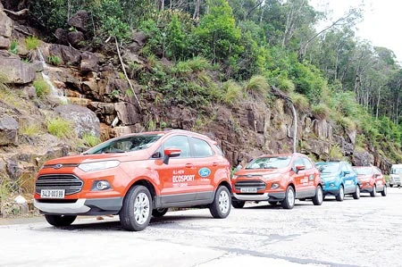 Lái trải nghiệm cùng Ford EcoSport: “Bản lĩnh” của một dòng xe nhỏ hoàn toàn vượt trội