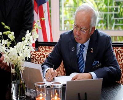 Thủ tướng Malaysia đến Hà Lan chia buồn cùng gia đình nạn nhân