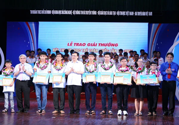 Gần 1.000 giải thưởng Hội thi Tin học trẻ được ứng dụng trong thực tế