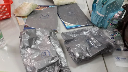 TPHCM: Bắt giữ 2,78kg cocain