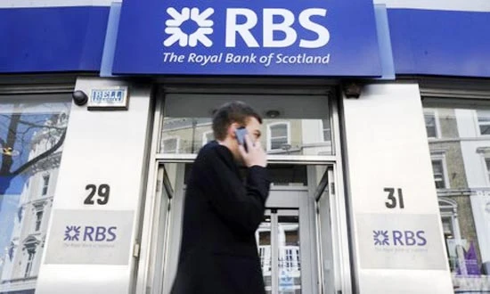 Nhiều ngân hàng thông báo sẽ chuyển trụ sở khỏi Scotland