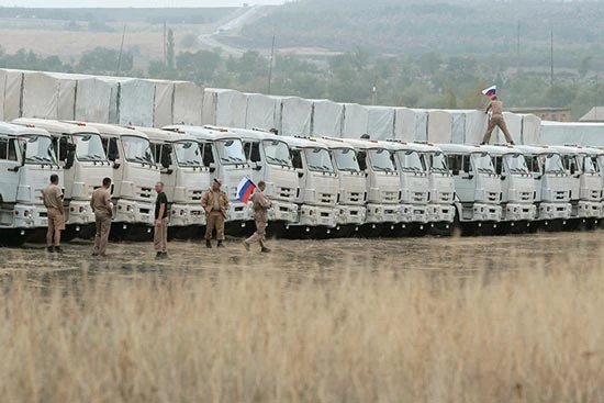 Đợt xe chở hàng viện trợ nhân đạo thứ hai của Nga đến Ukraine