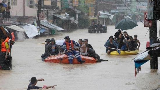 Philippines, Trung Quốc chịu thiệt hại nặng bởi bão Fung-Wong, Kalmaegi