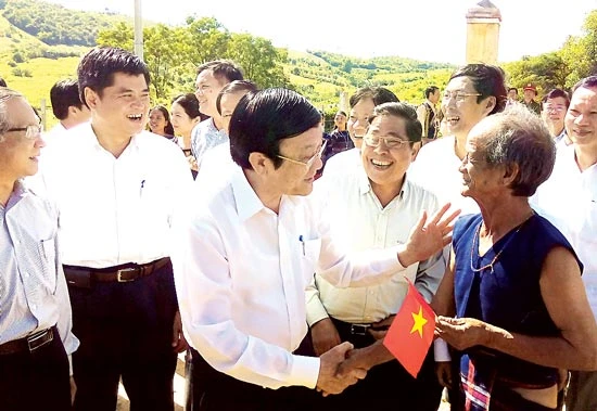 Chủ tịch nước làm việc với tỉnh Gia Lai: Tập trung giải quyết đất sản xuất cho nông dân