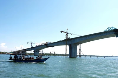 Quảng Nam: Hợp long cầu Cửa Đại