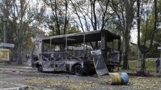 Ukraine: Ít nhất 10 người chết trong ngày khai trường ở Donetsk