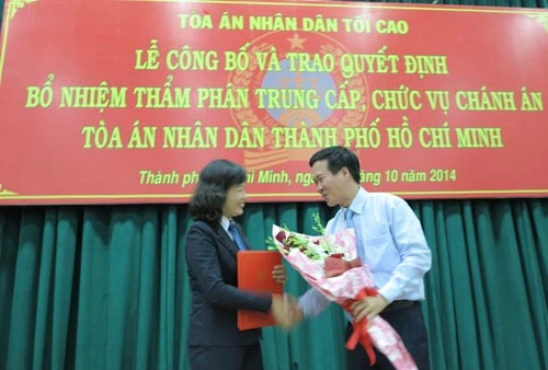 Bà Ung Thị Xuân Hương giữ chức Chánh án TAND TPHCM