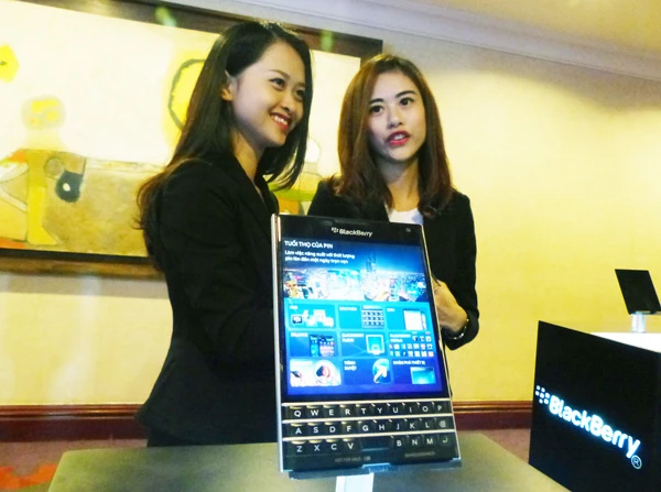 BlackBerry Passport ra mắt tại Việt Nam