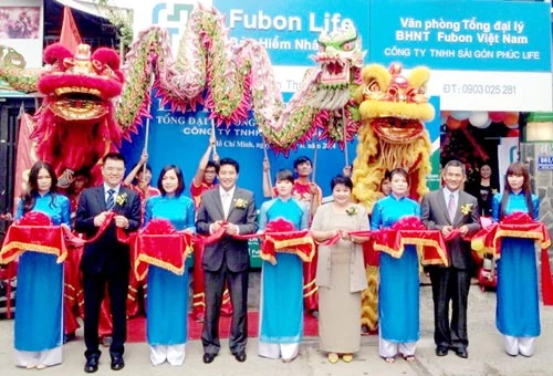 Fubon Life Việt Nam tiếp tục khai trương Tổng đại lý tại TPHCM