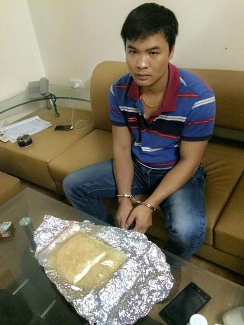Triệt phá một đường dây vận chuyển ma túy đá từ Trung Quốc về Việt Nam