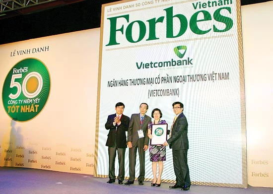 Vietcombank được vinh danh là công ty niêm yết tốt nhất Việt Nam
