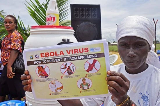 Canada ngừng cấp visa cho cư dân vùng dịch Ebola