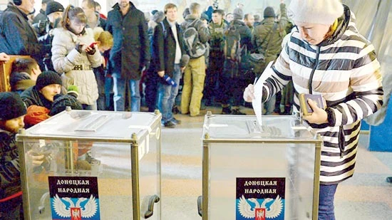 Miền Đông Ukraine bầu cử: Khoét sâu mâu thuẫn giữa Nga và phương Tây