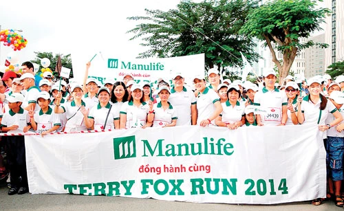 Manulife Việt Nam tham gia sự kiện chạy bộ thường niên “Cuộc chạy Terry Fox” 2014