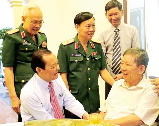 Bí thư Thành ủy TPHCM Lê Thanh Hải: Các lực lượng vũ trang đóng vai trò quan trọng vào sự ổn định, phát triển của thành phố