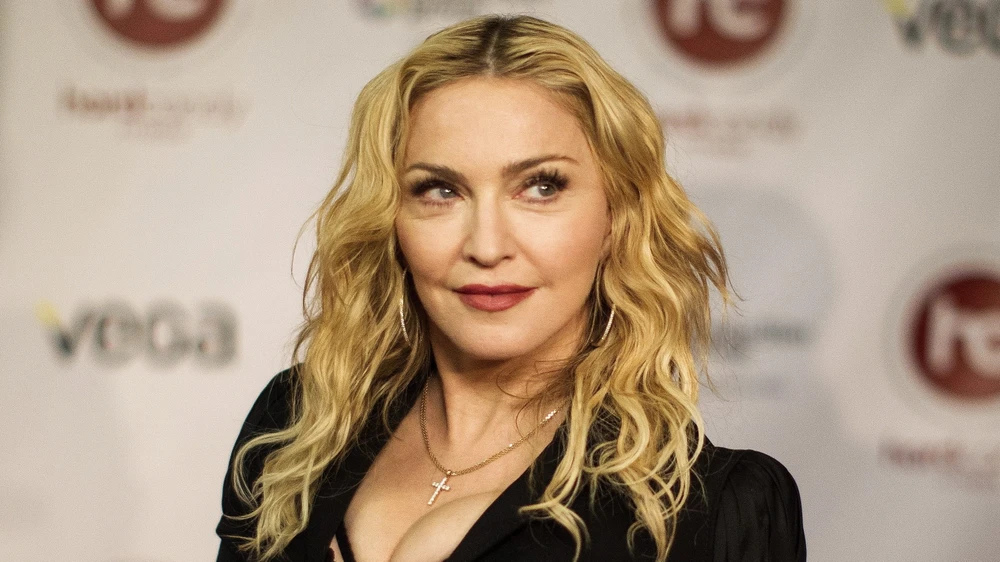 Madonna tung ra sáu bài hát trong album “Rebel Heart”