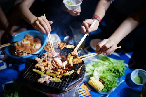 “Thiên đường” picnic đêm ở Sài Gòn