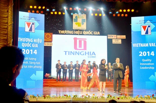Tổng Công ty Tín Nghĩa đạt giải thưởng Thương hiệu Quốc gia năm 2014